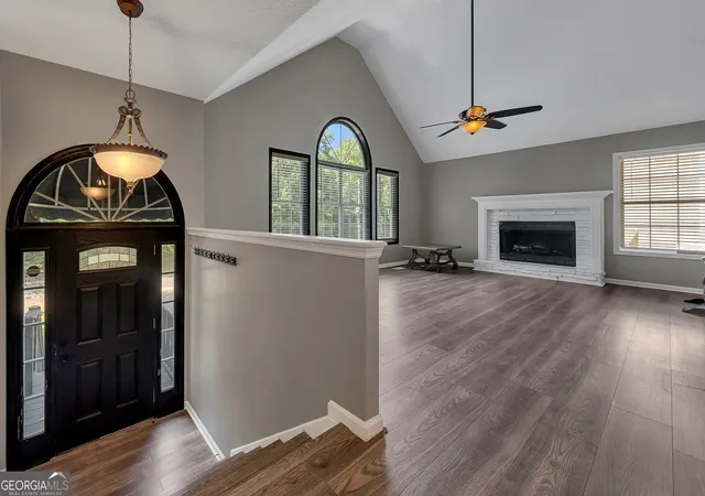 Photo 3 of Single family home for sale at 6484 Victory Dr, Acworth, GA 30102 | MLS# 10832288 | Listing updated on 2026-09-21