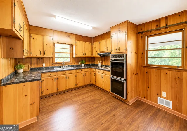 2nd image of 586 Collins Rd, Toccoa, GA 30577 | MLS# 10731809