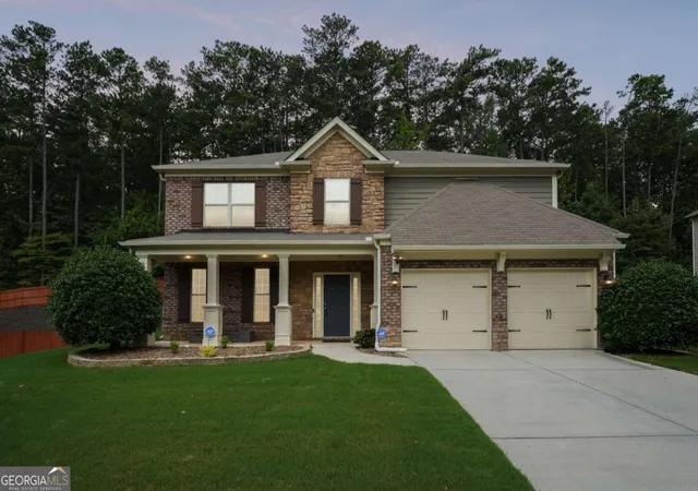 2nd image of 804 Springs Crest Dr, Dallas, GA 30157 | MLS# 10811530