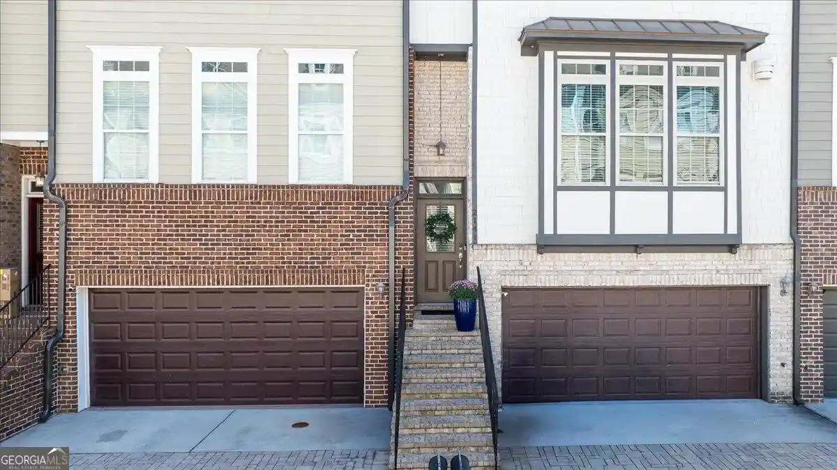 Townhouse for sale at 2141 Shale Ln NW, Atlanta, GA 30318 | MLS# 10855024