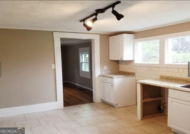 2nd image of 1323 S Hairston Rd, Stone Mountain, GA 30088 | MLS# 10756606