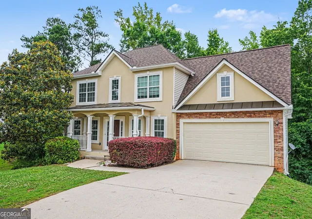Photo 3 of Single family home for sale at 90 Overlook Trl, Hampton, GA 30228 | MLS# 10772325 | Listing updated on 2026-09-04