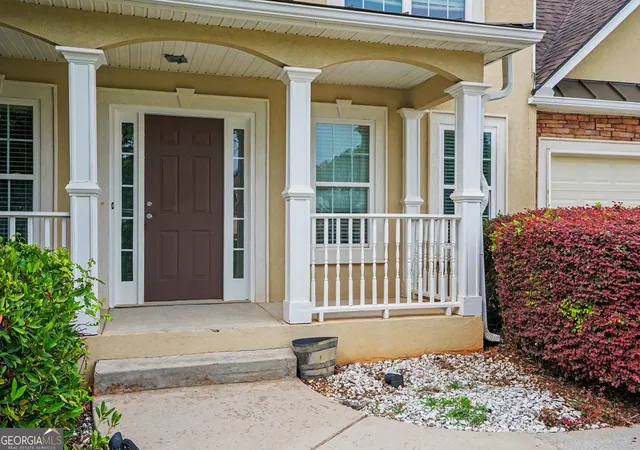 Photo 4 of Single family home for sale at 90 Overlook Trl, Hampton, GA 30228 | MLS# 10772325 | Listing updated on 2026-09-04