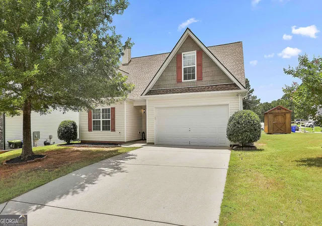 Homes for sale in Grantville, GA | 18 Hill Top Cir, Grantville, GA 30220 | MLS# 10763889