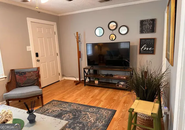 Photo 3 of Single family home for sale at 5649 Emory Dr, Savannah, GA 31406 | MLS# 10798378 | Listing updated on 2026-09-19