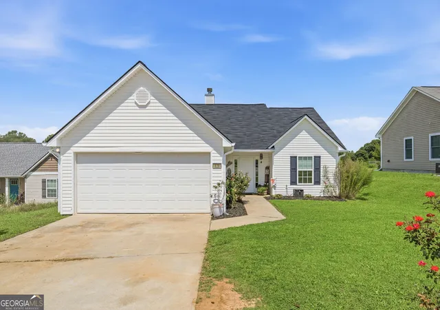 1st image of 121 Crest View Dr, Carnesville, GA 30521 | MLS# 10812689