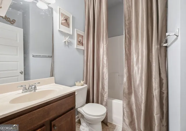 Photo 4 of Single family home for sale at 12090 Centerra Dr, Hampton, GA 30228 | MLS# 10661969 | Listing updated on 2026-08-23