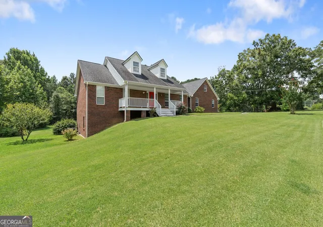2nd image of 5583 Angham Rd, Powder Springs, GA 30127 | MLS# 10824620