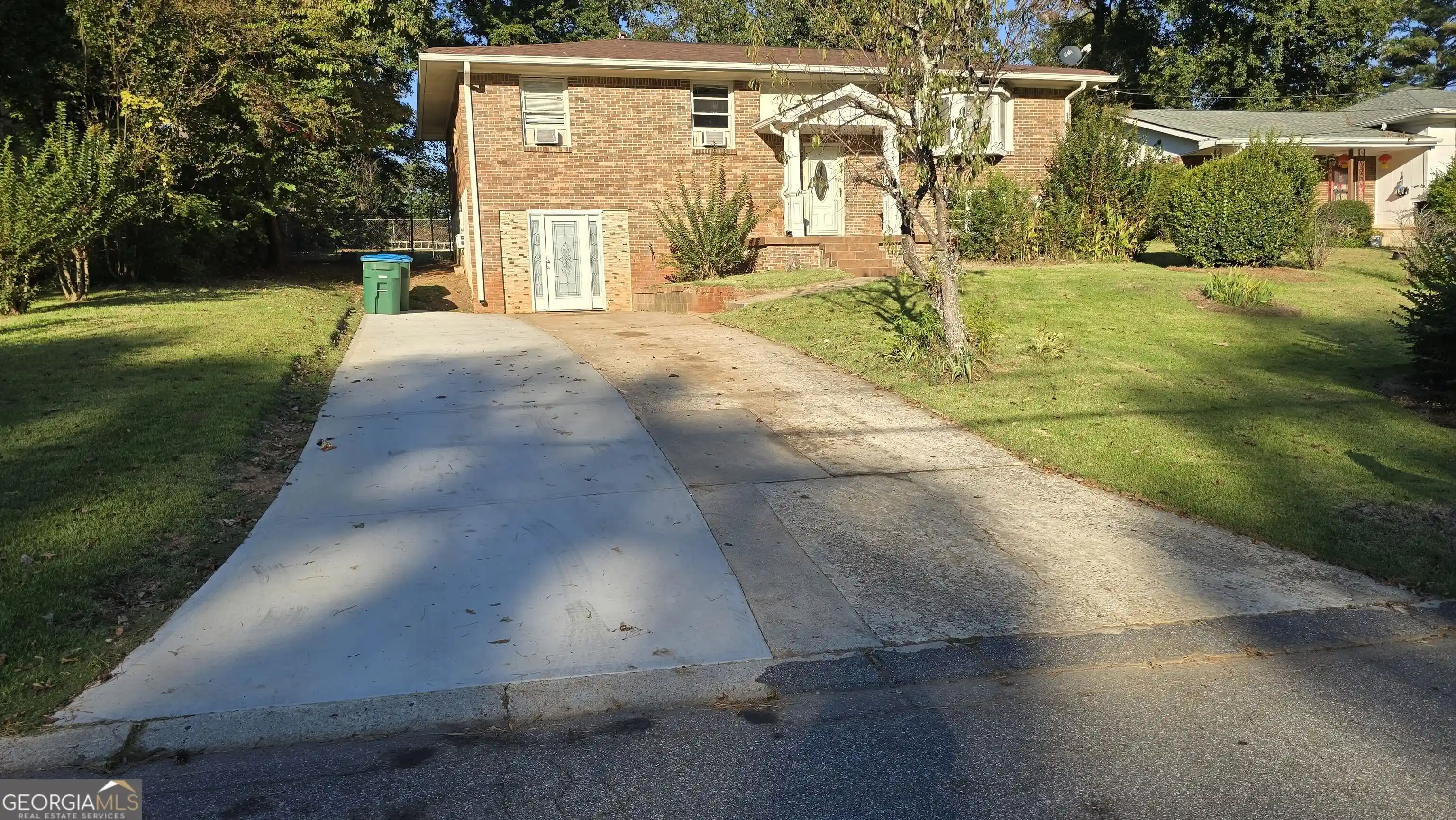 Single family home for sale at 4197 English Oak Dr, Atlanta, GA 30340 | MLS# 10881763