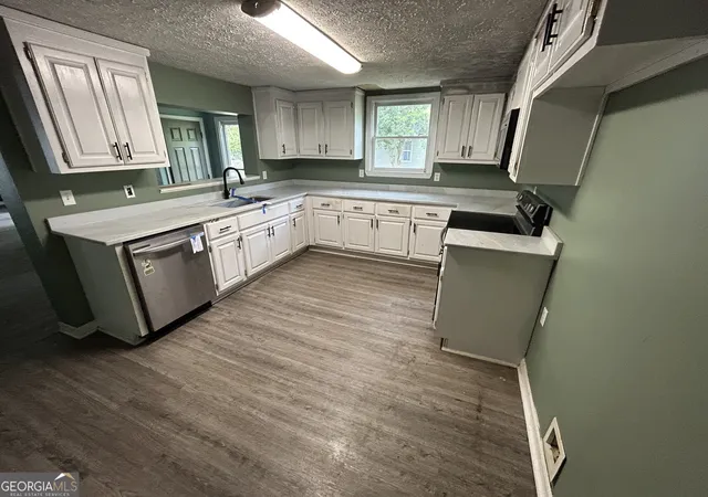 Homes for sale in Cedartown, GA | 235 Peachtree St, Cedartown, GA 30125 | MLS# 10794598