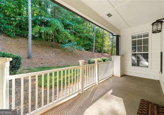 2nd image of 2015 Barrett Lakes Blvd NW, Kennesaw, GA 30144