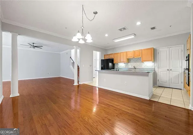 5th image of 2015 Barrett Lakes Blvd NW, Kennesaw, GA 30144