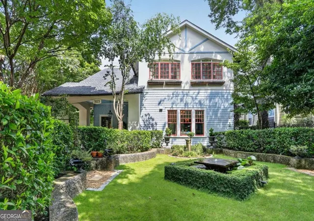 Photo 1 of Single family home for sale at 909 Myrtle St Ne, Atlanta, GA 30309 | MLS# 10836821 | Listing updated on 2026-09-14