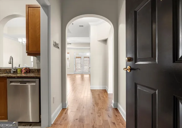 2nd image of 1735 Peachtree St Ne #404, Atlanta, GA 30309 | MLS# 10772207