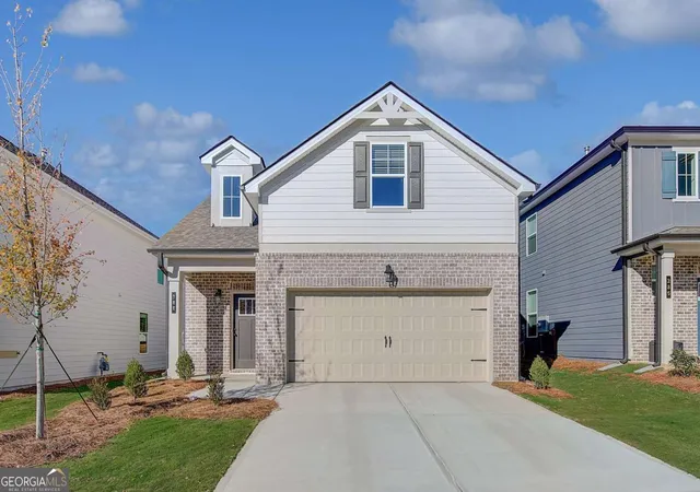 1st image of 332 Bedford Tr, Conyers, GA 30094 | MLS# 10827884