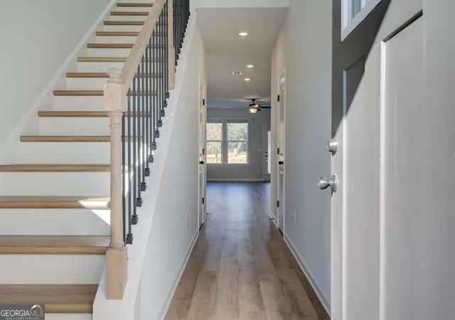 Photo 3 of Single family home for sale at 332 Bedford Tr, Conyers, GA 30094 | MLS# 10827884 | Listing updated on 2026-08-21