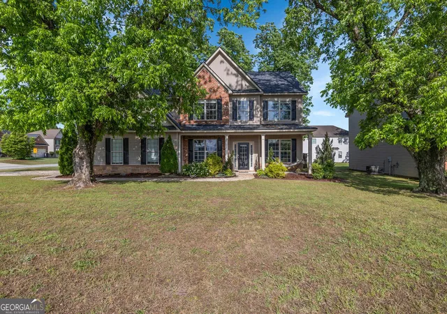 Photo 2 of Single family home for sale at 126 Meadows Walk Dr, Byron, GA 31008 | MLS# 10777152 | Listing updated on 2026-09-11