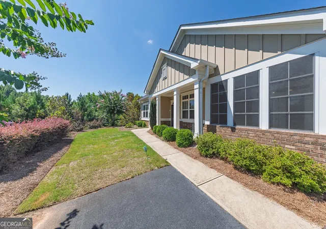 Photo 2 of Condo for sale at 312 Cherokee Station Cir, Woodstock, GA 30188 | MLS# 10834077 | Listing updated on 2026-09-10