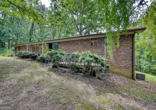 Photo 4 of Single family home for sale at 727 Bell Crk Rd, Hiawassee, GA 30546 | MLS# 10836455 | Listing updated on 2026-09-14