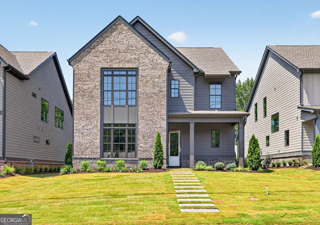 1st image of 5812 Mitchell St, Flowery Branch, GA 30542 | MLS# 10787330
