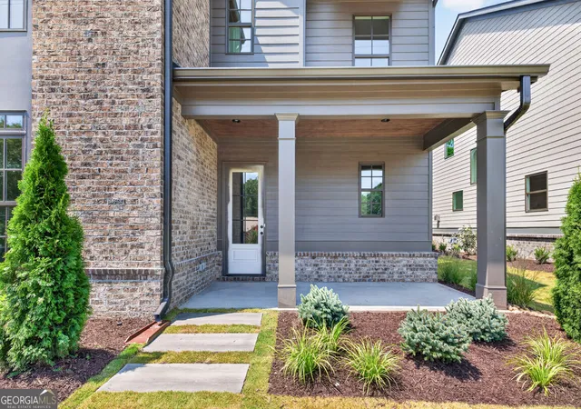 2nd image of 5812 Mitchell St, Flowery Branch, GA 30542 | MLS# 10787330