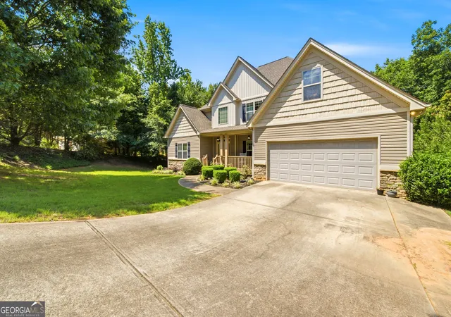 Photo 3 of Single family home for sale at 290 Autumn Crk, Senoia, GA 30276 | MLS# 10786246 | Listing updated on 2026-09-09