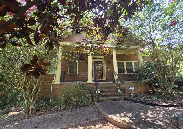 Photo 3 of Single family home for sale at 3421 Rainbow Dr, Decatur, GA 30034 | MLS# 10813724 | Listing updated on 2026-09-20