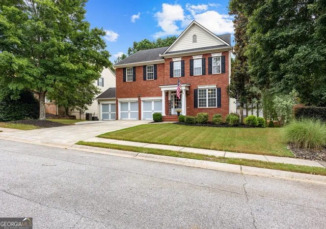 Photo 3 of Sale Pending at 412 Constitution Cir, Peachtree City, GA 30269 | MLS# 10581958 | Listing updated on 2025-09-27