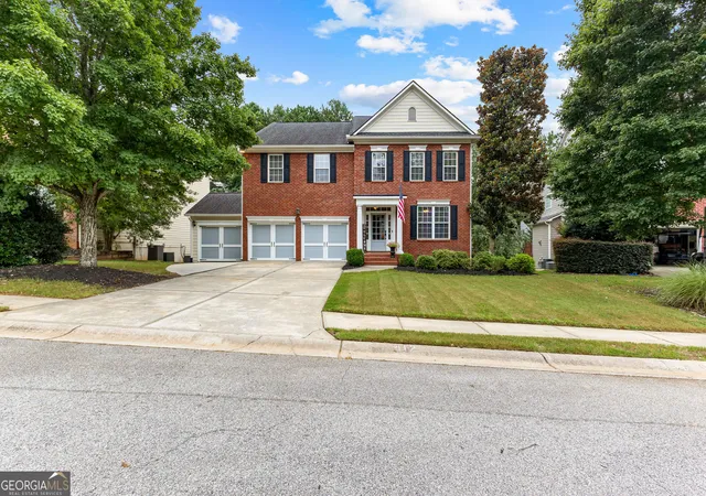 Photo 4 of Sale Pending at 412 Constitution Cir, Peachtree City, GA 30269 | MLS# 10581958 | Listing updated on 2025-09-27