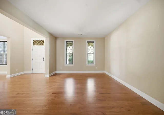 Photo 3 of Single family home for sale at 6565 Bentley Ridge Dr, Cumming, GA 30040 | MLS# 10780215 | Listing updated on 2026-10-26
