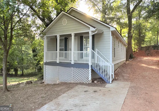 Homes for sale in Atlanta, GA | 1145 Booker Ave Sw, Atlanta, GA 30310 | MLS# 10764174