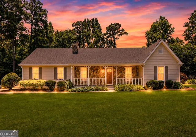 Photo 2 of Single family home for sale at 230 Pine Tree Ln, Mcdonough, GA 30252 | MLS# 10798941 | Listing updated on 2026-09-18
