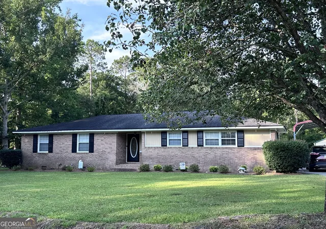 Photo 1 of Single family home for sale at 94 E Bruce St, Mc Rae Helena, GA 31055 | MLS# 10875510 | Listing updated on 2026-10-28
