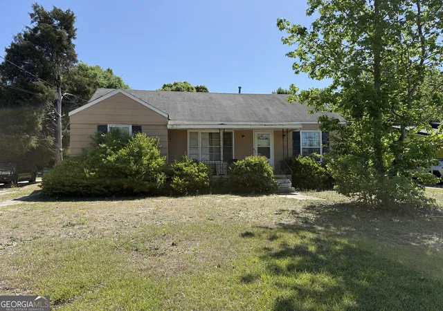 Listing Photo 5 - Condo for sale in building located at 1852 Christian Ave, Macon, GA 31204