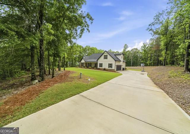 Homes for sale in Kingston, GA | 14 Stratford Wy, Kingston, GA 30145 | MLS# 10760567