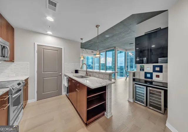 2nd image of 3324 Peachtree Road Ne #1401, Atlanta, GA 30326 | MLS# 10823985