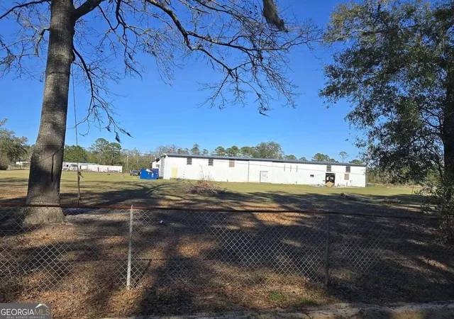 Photo 2 of Single family home for sale at 2636 Beechwood Dr, Jesup, GA 31545 | MLS# 10489445 | Listing updated on 2026-01-30