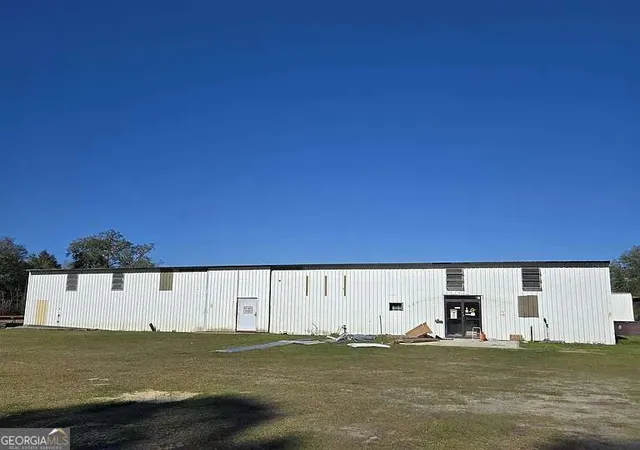 Photo 3 of Single family home for sale at 2636 Beechwood Dr, Jesup, GA 31545 | MLS# 10489445 | Listing updated on 2026-01-30