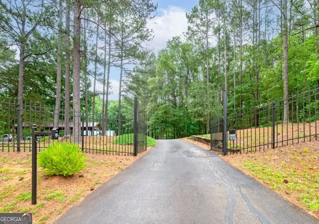 Photo 3 of Single family home for sale at 1145 Jackson Lake Rd, Jackson, GA 30233 | MLS# 10827870 | Listing updated on 2026-08-18