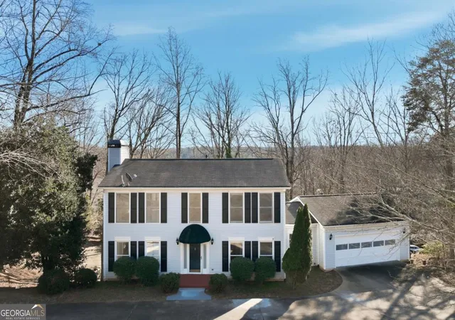 Photo 2 of Single family home for sale at 2453 Basin Ct, Gainesville, GA 30506 | MLS# 10677274 | Listing updated on 2026-08-31