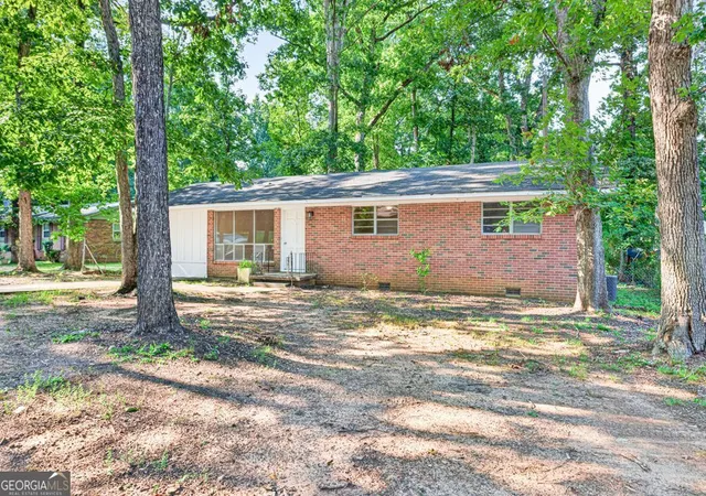 3rd image of 610 Vincent Dr, Athens, GA 30607 | MLS# 10814384