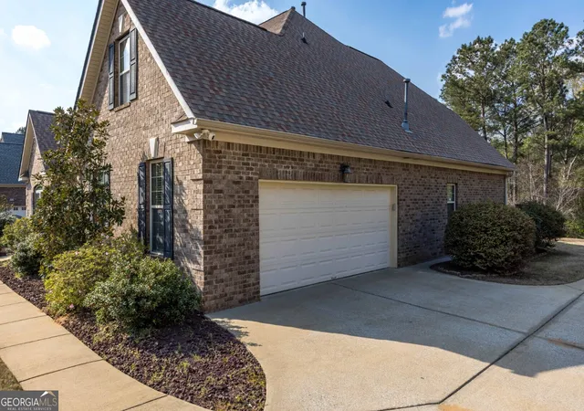 Photo 3 of Single family home for sale at 7014 Bridgemill Dr, Columbus, GA 31904 | MLS# 10726207 | Listing updated on 2026-08-24