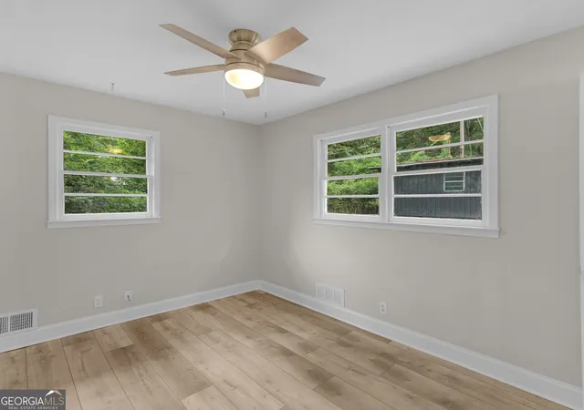 Photo 2 of Single family home for sale at 1635 Vineyard Rd, Griffin, GA 30224 | MLS# 10836310 | Listing updated on 2026-09-14