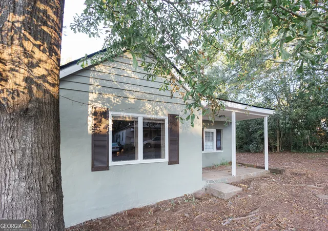 Photo 1 of Multi family home for sale at 1465 Pine Dr, Griffin, GA 30223 | MLS# 10817184 | Listing updated on 2026-08-28