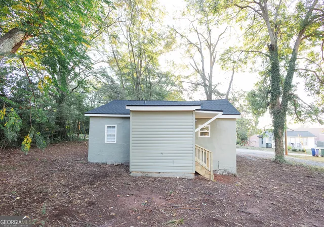 Photo 2 of Multi family home for sale at 1465 Pine Dr, Griffin, GA 30223 | MLS# 10817184 | Listing updated on 2026-08-28