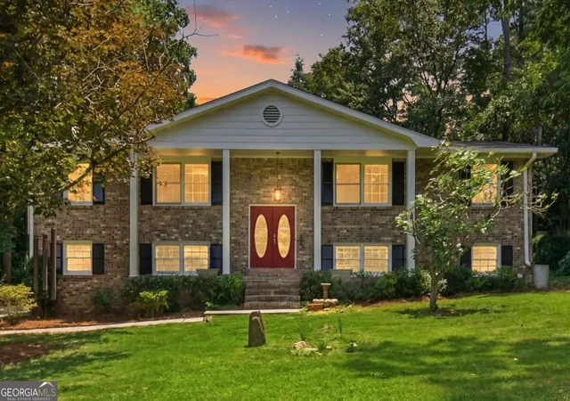 1st image of 112 Cross Gate Dr, Marietta, GA 30068 | MLS# 10798852