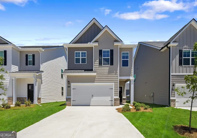 Photo 2 of Single family home for sale at 11979 Aukerman Wy, Hampton, GA 30228 | MLS# 10803464 | Listing updated on 2026-09-11