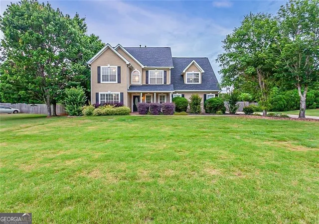 Photo 1 of Single family home for sale at 112 Wyckliffe Dr, Locust Grove, GA 30248 | MLS# 10690684 | Listing updated on 2026-09-03