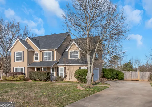 Photo 3 of Single family home for sale at 112 Wyckliffe Dr, Locust Grove, GA 30248 | MLS# 10690684 | Listing updated on 2026-09-03