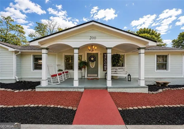 1st image of 200 Church St, Fayetteville, GA 30214 | MLS# 10812052